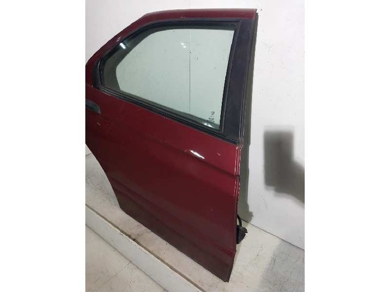Recambio de puerta trasera derecha para alfa romeo 146 2.0 turbodiesel referencia OEM IAM   