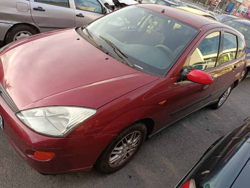 ford focus berlina (cak) del año 1999