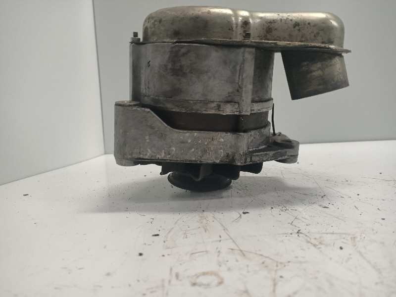 Recambio de alternador para audi 200 (447) quattro berlina referencia OEM IAM 0120469931  BOSCH 90A