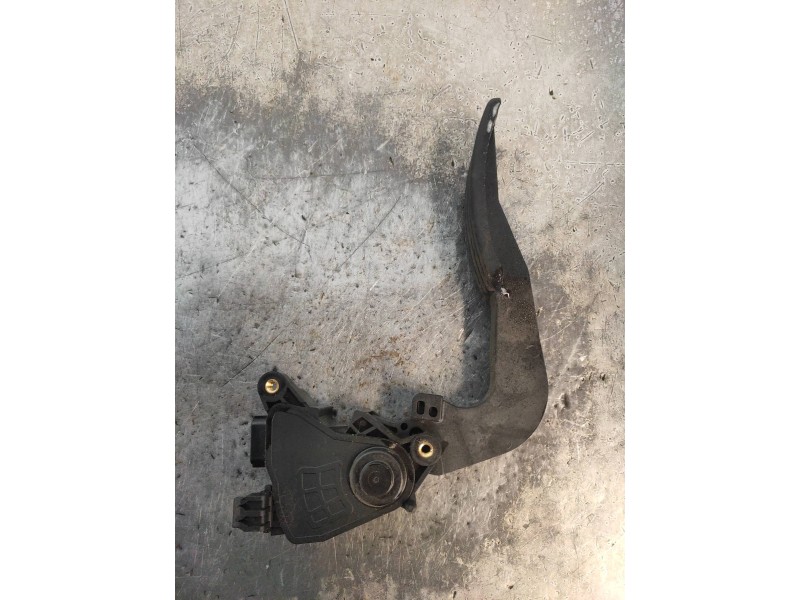 Recambio de potenciometro pedal para dacia lodgy ambiance referencia OEM IAM 180023122R  