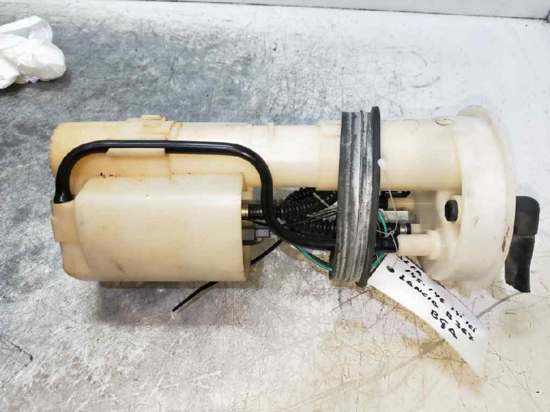 Recambio de bomba combustible para alfa romeo 146 1.4 16v cat referencia OEM IAM   