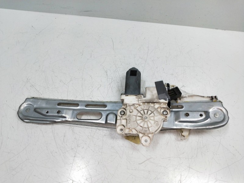 Recambio de elevalunas trasero derecho para opel signum 3.0 v6 cdti cat (y 30 dt / lb5) referencia OEM IAM 106365103  5P