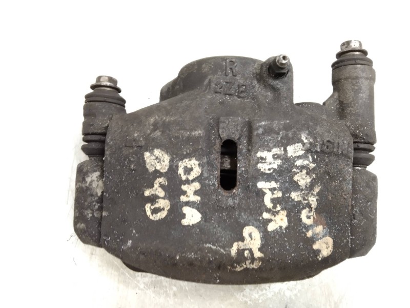Recambio de pinza freno delantera derecha para toyota hilux 2.4 referencia OEM IAM   