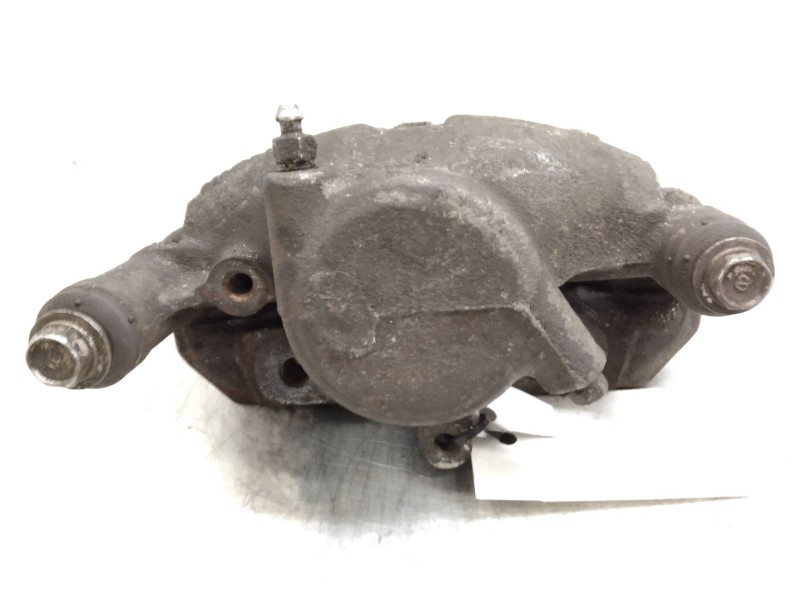Recambio de pinza freno delantera derecha para toyota hilux 2.4 referencia OEM IAM   