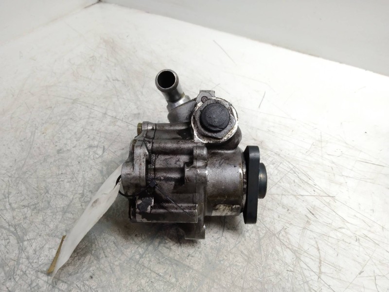 Recambio de bomba direccion para alfa romeo 145 1.6 16v cat referencia OEM IAM 60665522  