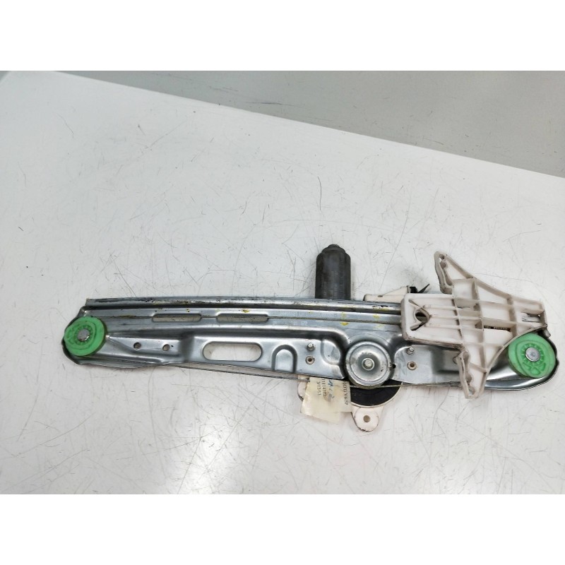 Recambio de elevalunas trasero izquierdo para opel signum 3.0 v6 cdti cat (y 30 dt / lb5) referencia OEM IAM 106366103  5P