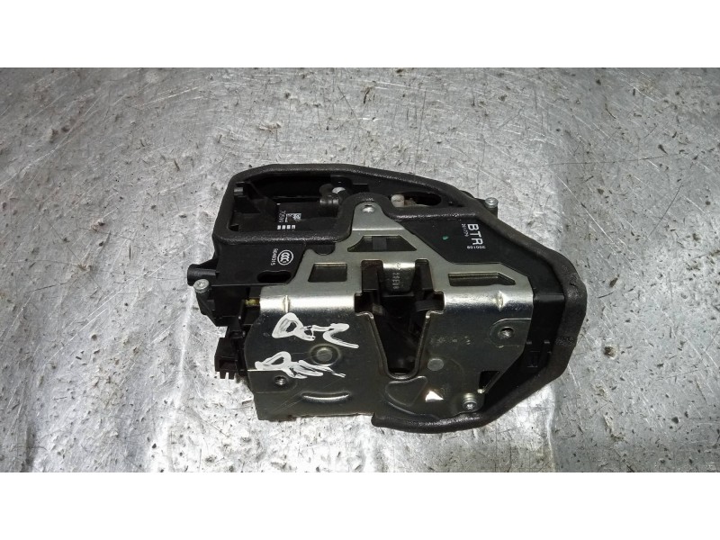 Recambio de motor cierre centralizado delantero derecho para bmw serie 1 coupe (e82) 120d referencia OEM IAM 7059974  