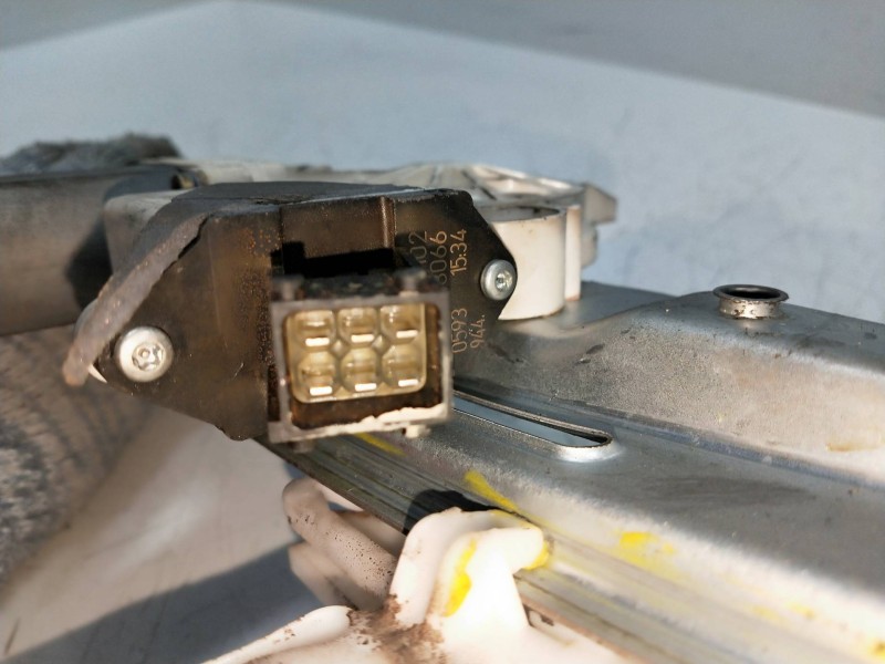 Recambio de elevalunas trasero izquierdo para opel signum 3.0 v6 cdti cat (y 30 dt / lb5) referencia OEM IAM 106366103  5P