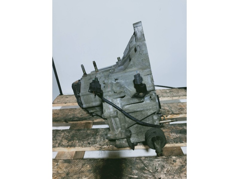 Recambio de caja cambios para mazda 323 berlina c/f/s (ba) 1.5 f glx referencia OEM IAM   