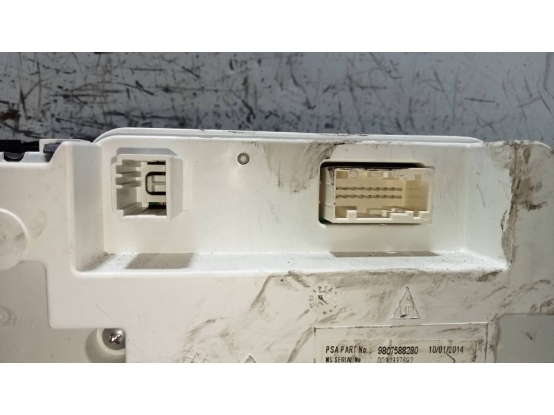 Recambio de cuadro instrumentos para peugeot 308 access referencia OEM IAM 9807588280  