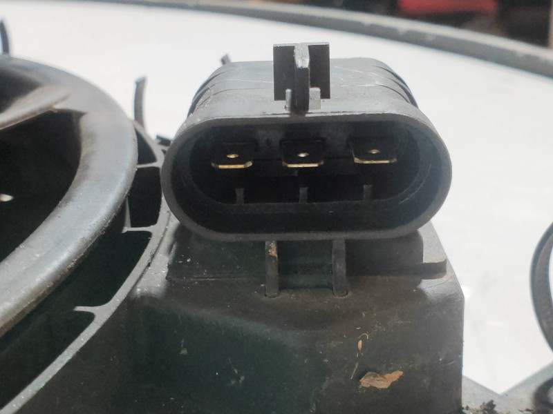 Recambio de electroventilador para opel zafira b energy referencia OEM IAM 13147279 0130303302 0130303960 13132559