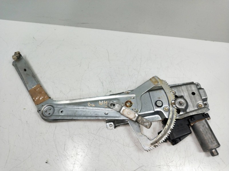 Recambio de elevalunas delantero derecho para opel tigra referencia OEM IAM 190470100  3P Recambio de elevalunas delantero derecho para opel tigra referencia OEM IAM 190470100  3P