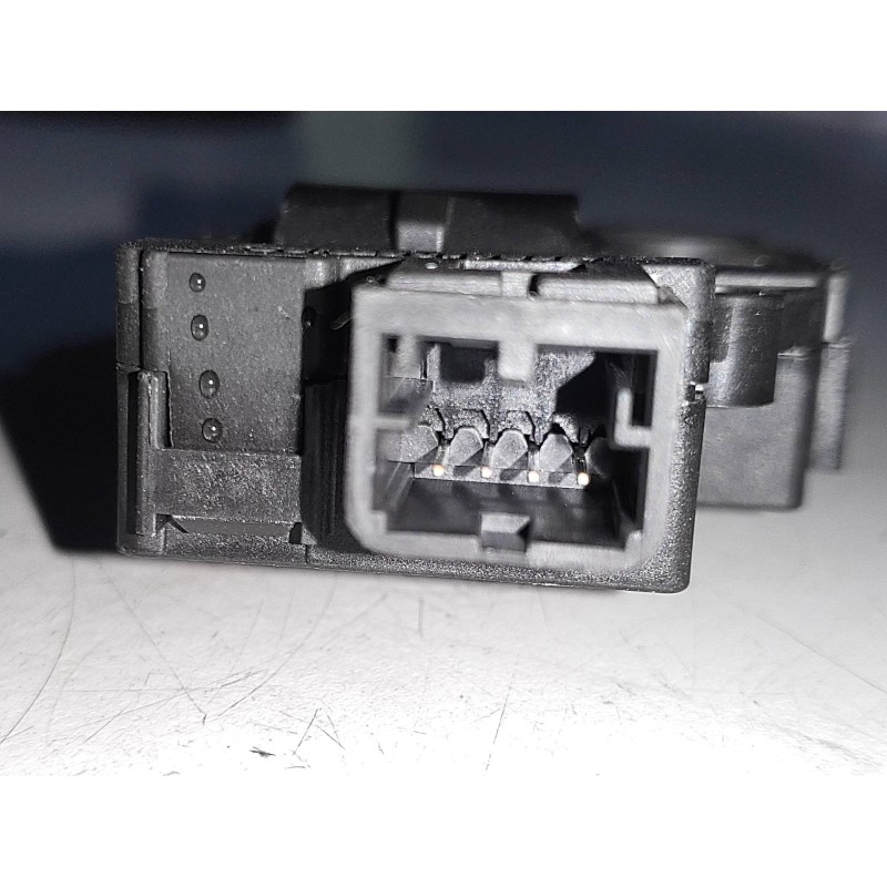 Recambio de motor apertura trampillas climatizador para bmw serie 3 lim. (f30) 318d m sport referencia OEM IAM T946104A  