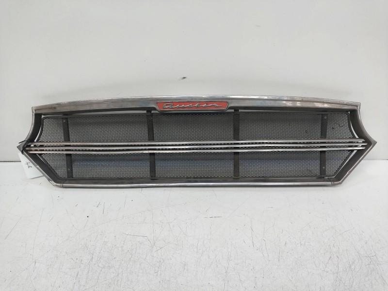 Recambio de rejilla delantera para austin rover mg 1.3 referencia OEM IAM    Recambio de rejilla delantera para austin rover mg 1.3 referencia OEM IAM