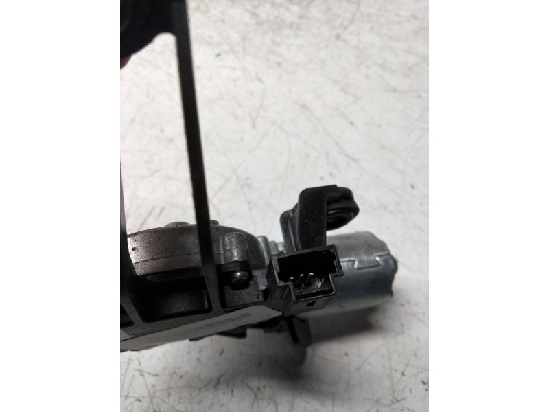 Recambio de motor limpia trasero para citroen c4 berlina collection referencia OEM IAM 0390201807 9646803180 