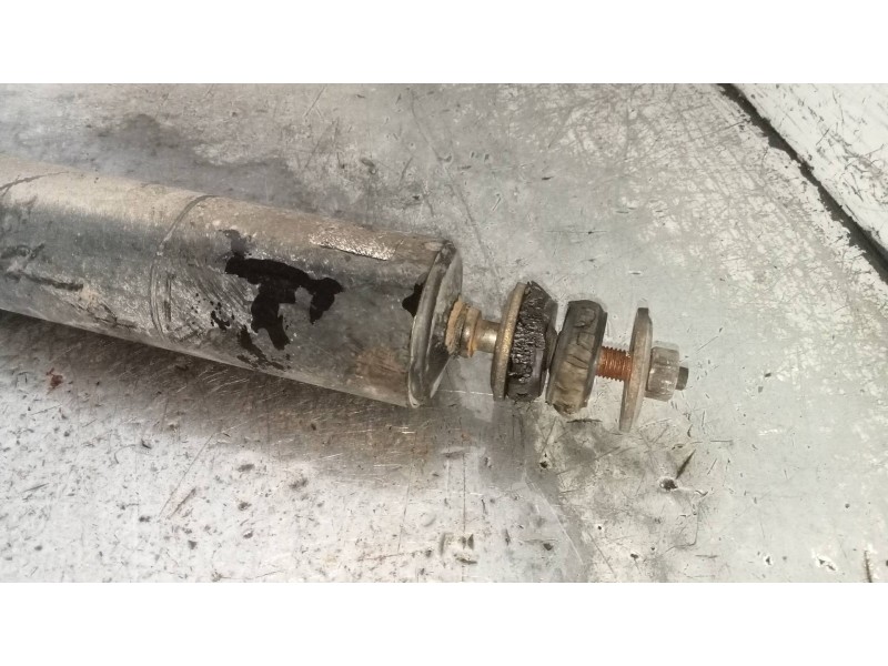 Recambio de amortiguador delantero izquierdo para hyundai h 1 h 1 furg.caja cerr.c. puerta referencia OEM IAM   