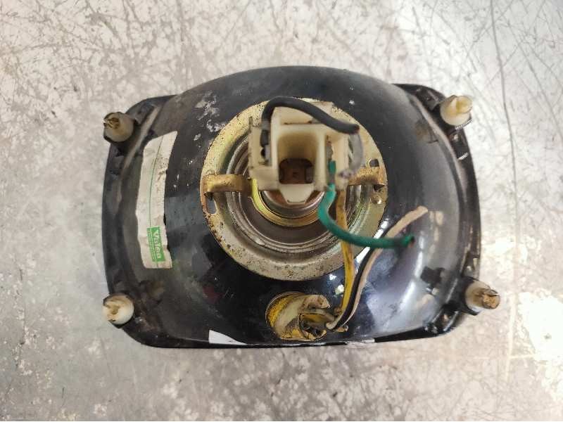 Recambio de faro izquierdo para seat 133 0.8 referencia OEM IAM   