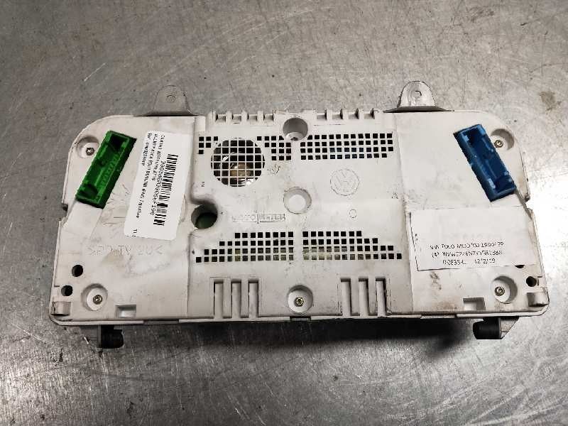 Recambio de cuadro instrumentos para volkswagen polo berlina (6n2) trendline referencia OEM IAM 6N0920804P  