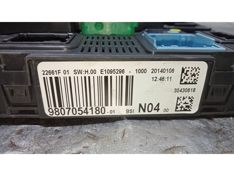 Recambio de caja reles / fusibles para peugeot 308 access referencia OEM IAM 9807054180 BSIN0400 