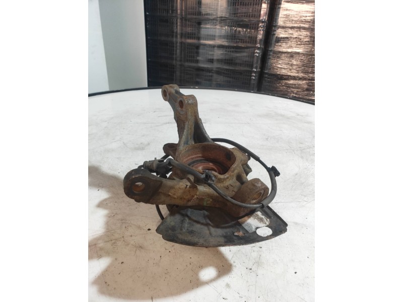 Recambio de mangueta delantera izquierda para hyundai i40 cw gl tecno referencia OEM IAM   