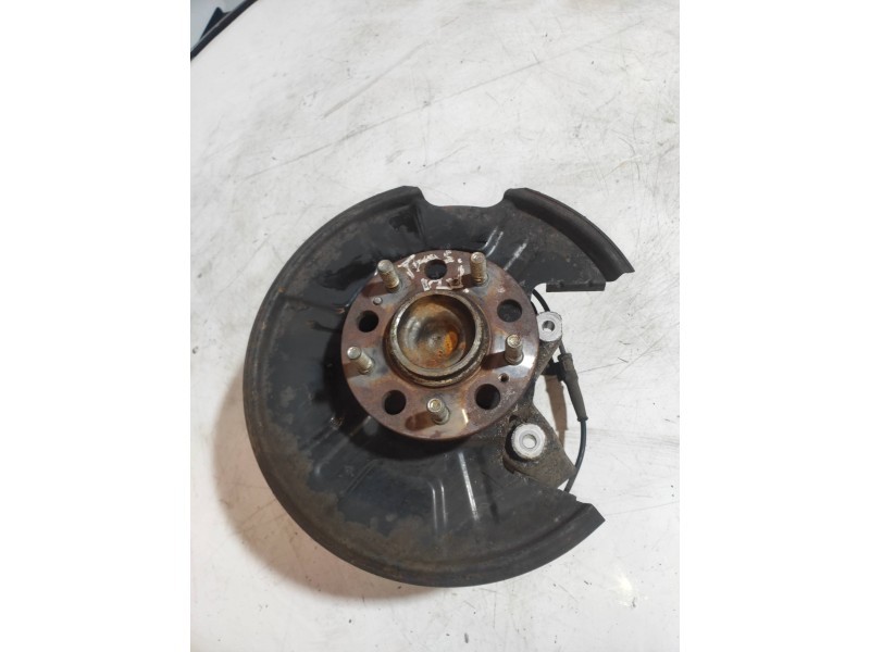 Recambio de mangueta trasera izquierda para hyundai i40 cw gl tecno referencia OEM IAM   