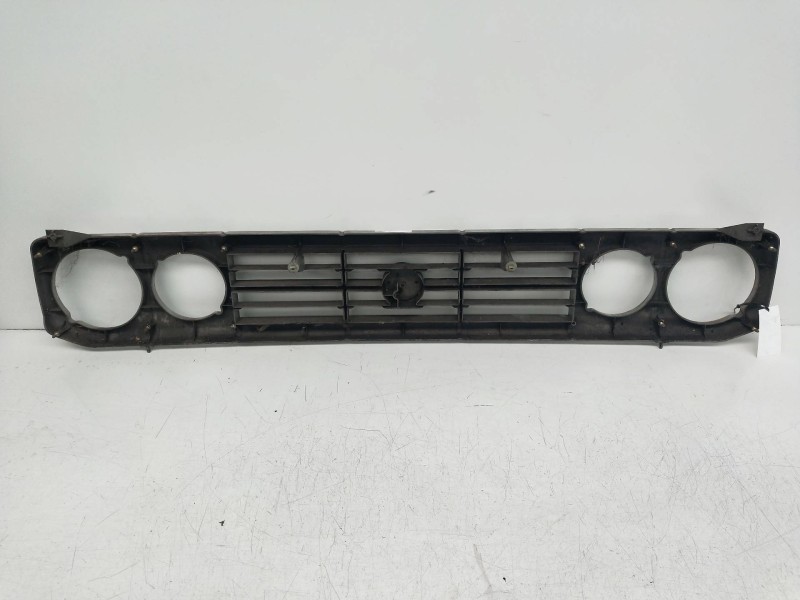 Recambio de rejilla delantera para bmw bertone 2.4 td referencia OEM IAM   