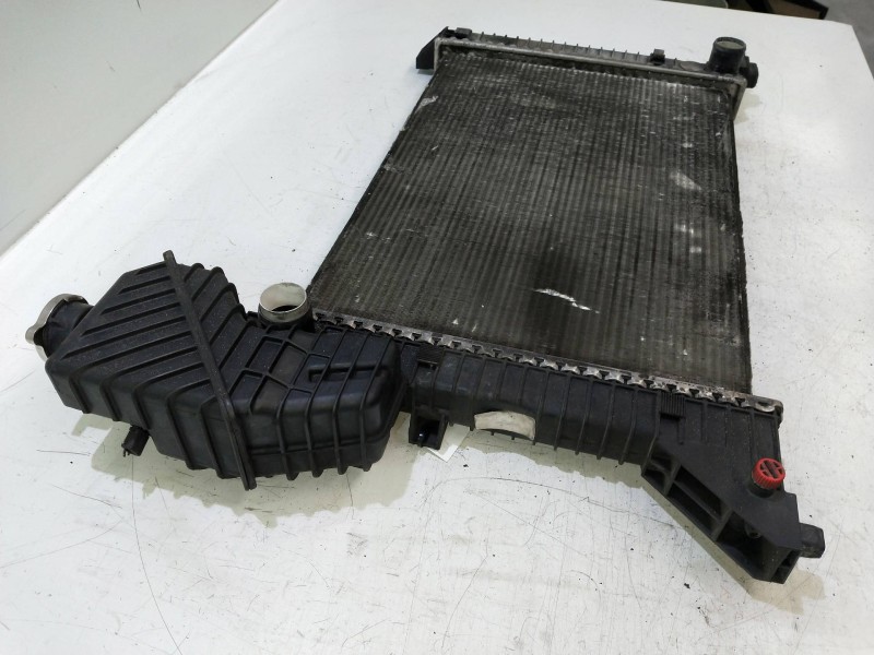 Recambio de radiador agua para mercedes sprinter (w901,w904) caja cerr. 208 d (901.3/902.361-362) referencia OEM IAM   