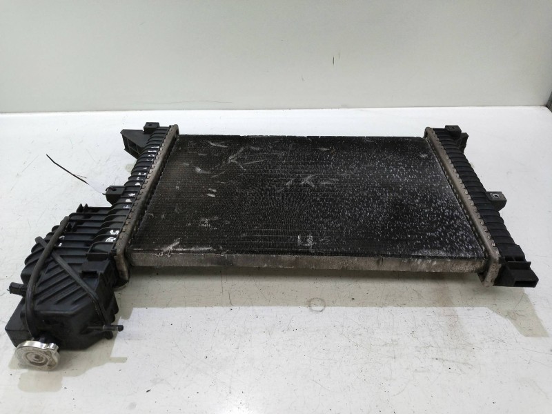 Recambio de radiador agua para mercedes sprinter (w901,w904) caja cerr. 208 d (901.3/902.361-362) referencia OEM IAM   