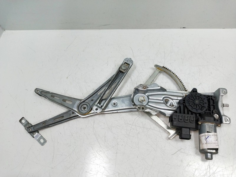 Recambio de elevalunas delantero derecho para opel zafira a 1.8 16v cat referencia OEM IAM 90579355 101255XXX 5P