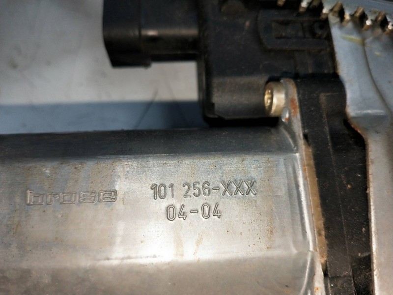 Recambio de elevalunas delantero derecho para opel zafira a 2.0 dti referencia OEM IAM 101256XXX  5P