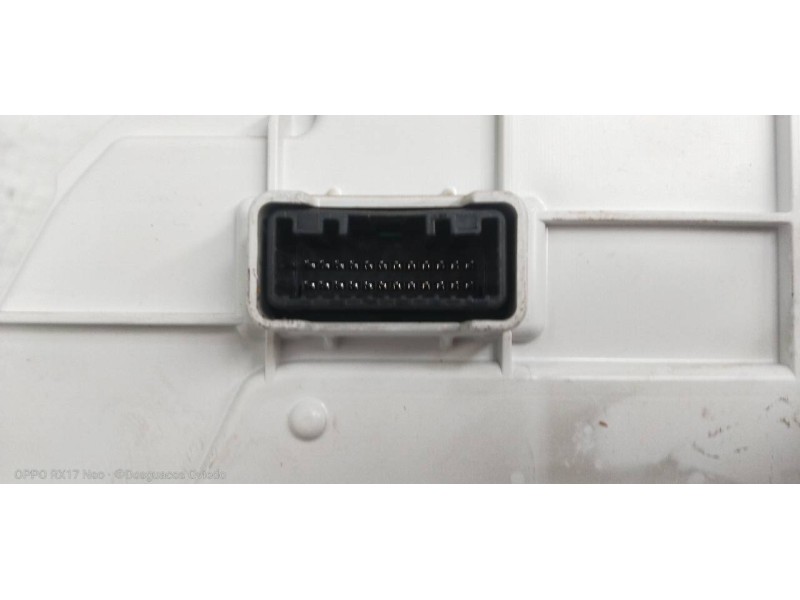 Recambio de cuadro instrumentos para toyota land cruiser (j15) basis referencia OEM IAM 838006AK40C  