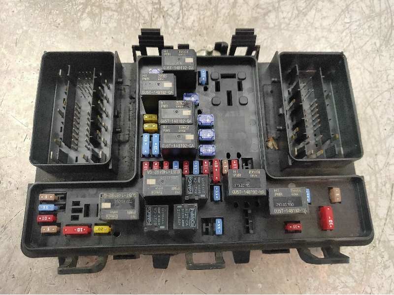 Recambio de caja reles / fusibles para ford ranger (tke) doppelkabine 4x4 xlt referencia OEM IAM GB3T14D068HB03  2001133