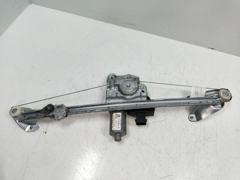Recambio de elevalunas trasero derecho para opel zafira b 1.9 cdti referencia OEM IAM   5P