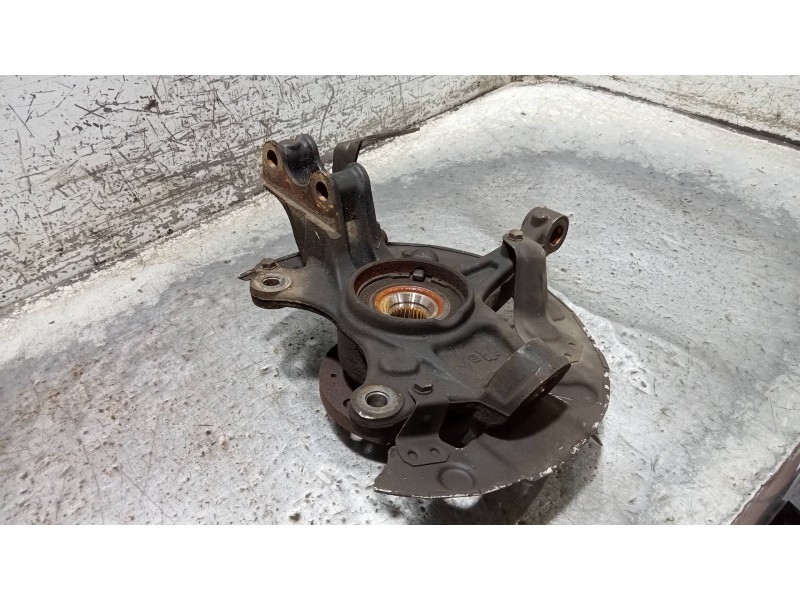 Recambio de mangueta delantera derecha para peugeot 308 access referencia OEM IAM   