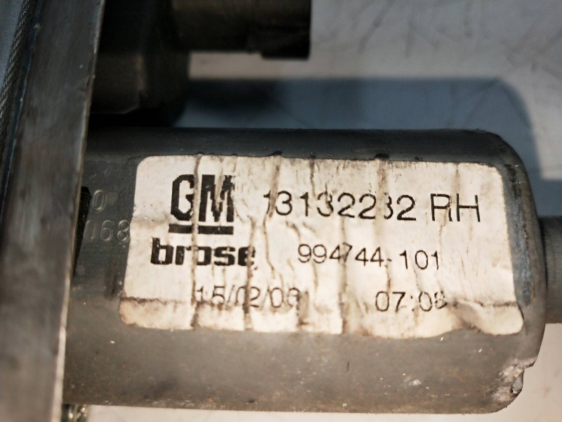 Recambio de elevalunas trasero derecho para opel zafira b 1.9 cdti referencia OEM IAM   5P