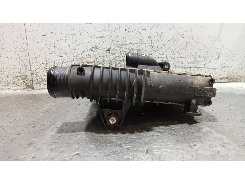 Recambio de intercooler para peugeot 308 access referencia OEM IAM 9675627980  