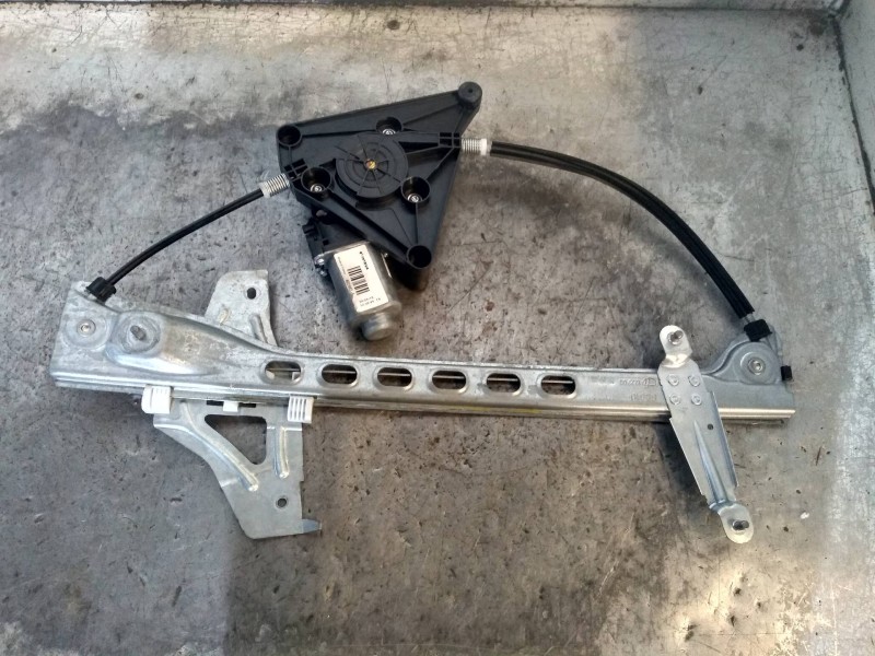 Recambio de elevalunas delantero derecho para citroen c1 urban ride referencia OEM IAM 698100H031 402662A 430100F0