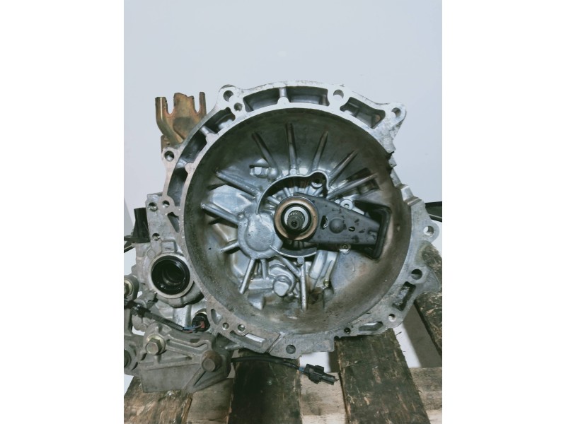 Recambio de caja cambios para mazda 3 berlina (bk) 2.0 sportive referencia OEM IAM GC070 6TF0100783 G7