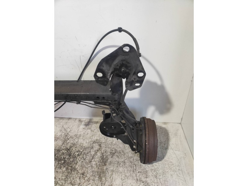 Recambio de puente trasero para dacia lodgy ambiance referencia OEM IAM TAMBOR  