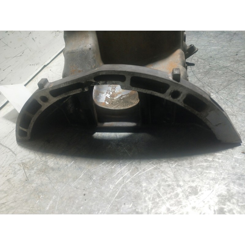 Recambio de carter para mercedes sprinter 02.00  caja abierta 411 cdi (904.612-613) referencia OEM IAM 6110140202  
