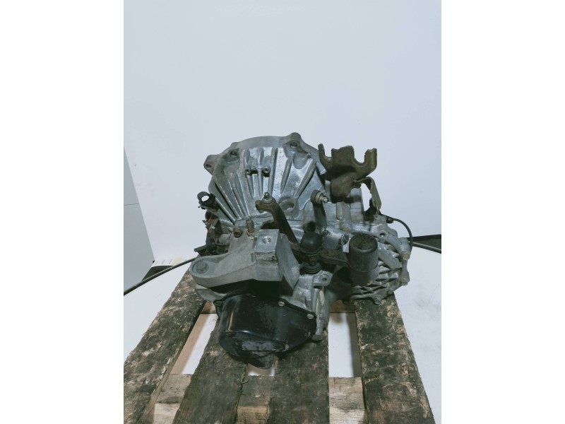 Recambio de caja cambios para mazda 3 berlina (bk) 2.0 sportive referencia OEM IAM GC070 6TF0100783 G7