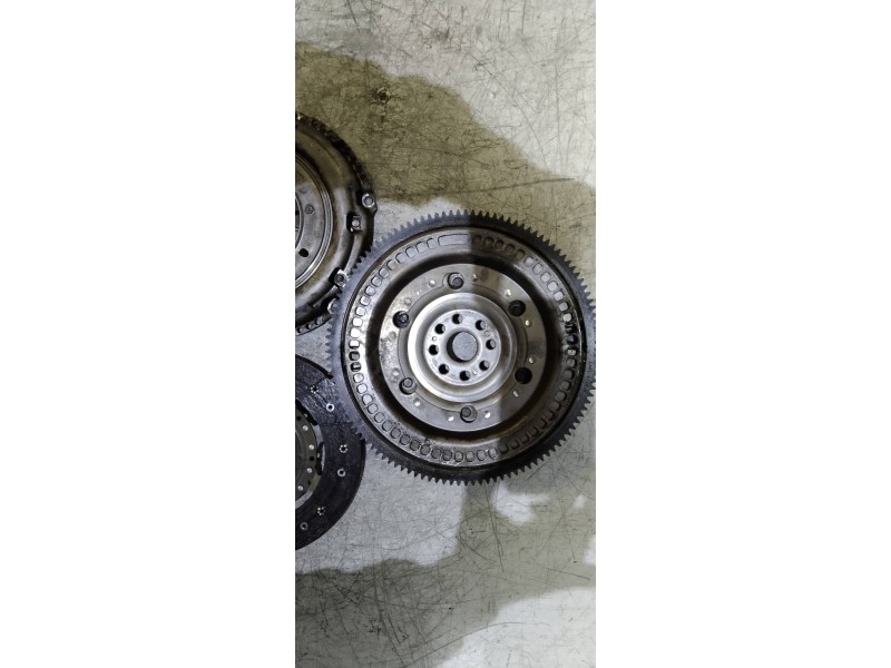 Recambio de kit embrague para ford mondeo ber. (ca2) ambiente referencia OEM IAM   