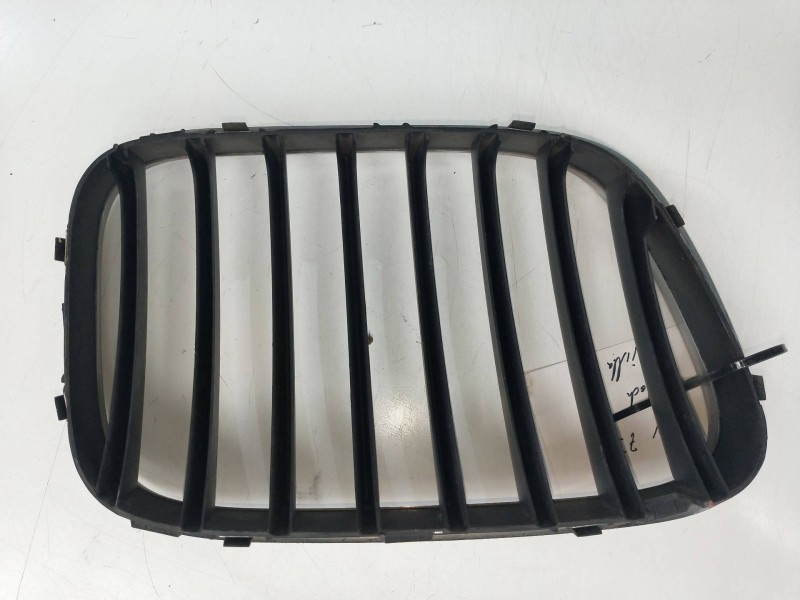 Recambio de rejilla delantera para bmw z3 coupe (e36) referencia OEM IAM   