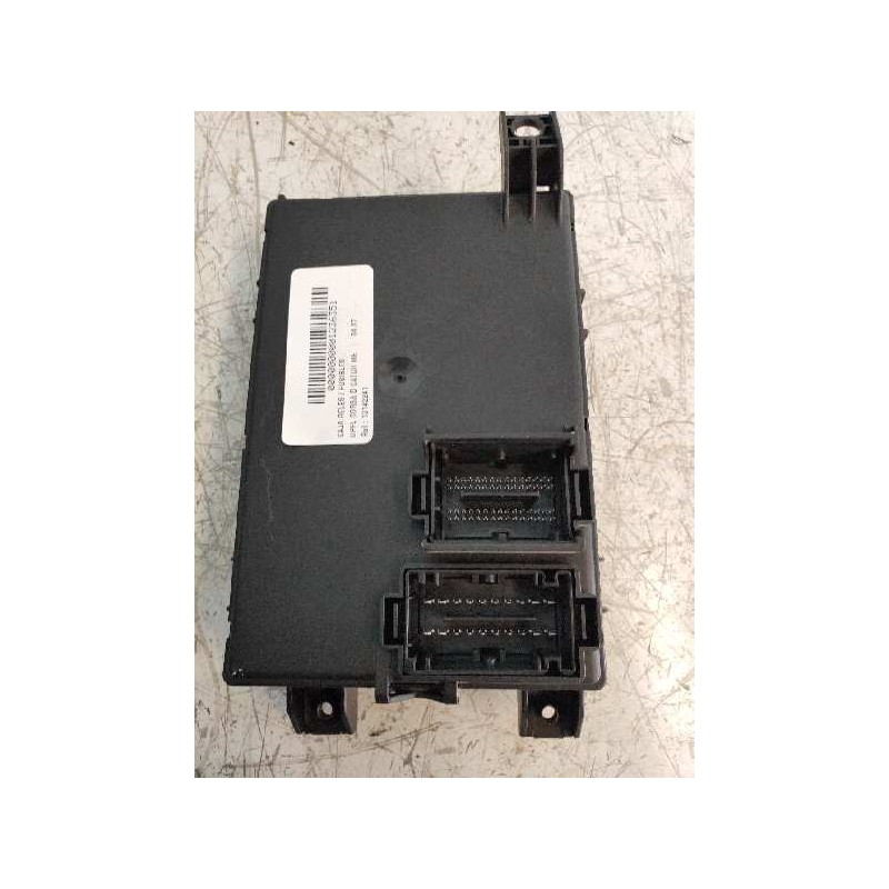 Recambio de caja reles / fusibles para opel corsa d catch me referencia OEM IAM 13142241 AMX433RX 
