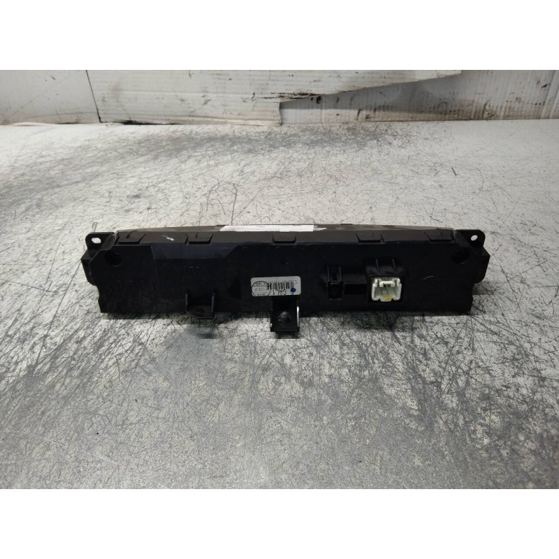 Recambio de pantalla multifuncion para mazda 6 kombi (gh) 2.0 crtd 140cv active sw referencia OEM IAM GAA9611J0  