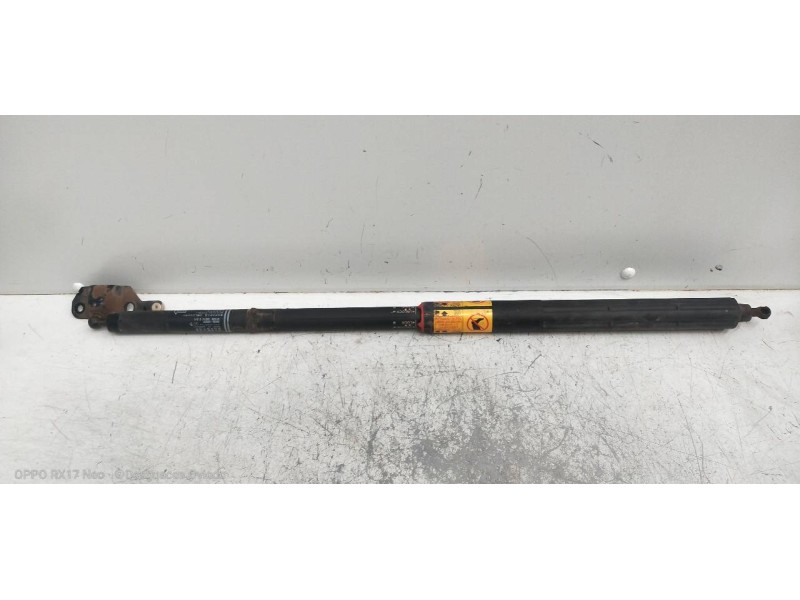 Recambio de amortiguadores maletero / porton para toyota land cruiser (j15) basis referencia OEM IAM 686500W022  