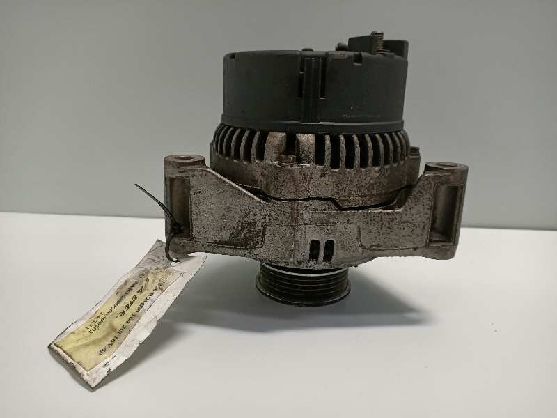Recambio de alternador para alfa romeo 164 2.0 cat referencia OEM IAM 0120485025 80A BOSCH