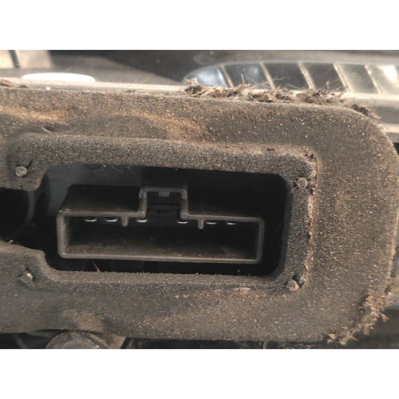 Recambio de piloto trasero derecho para ford c-max (cb3) 1.8 tdci turbodiesel cat referencia OEM IAM   