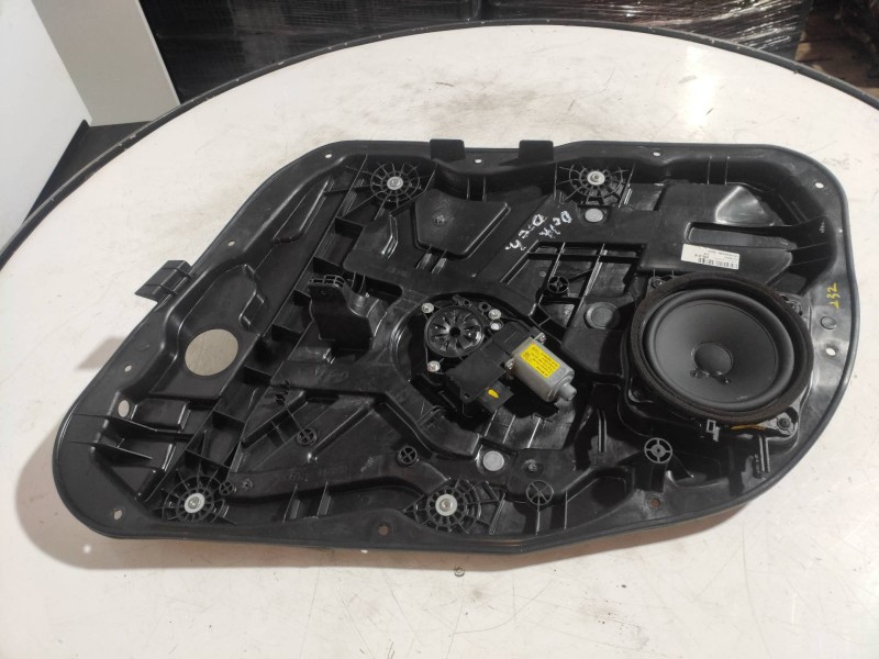 Recambio de elevalunas delantero derecho para hyundai i40 cw gl tecno referencia OEM IAM 813203Z010 824603Z010 824803ZXXX