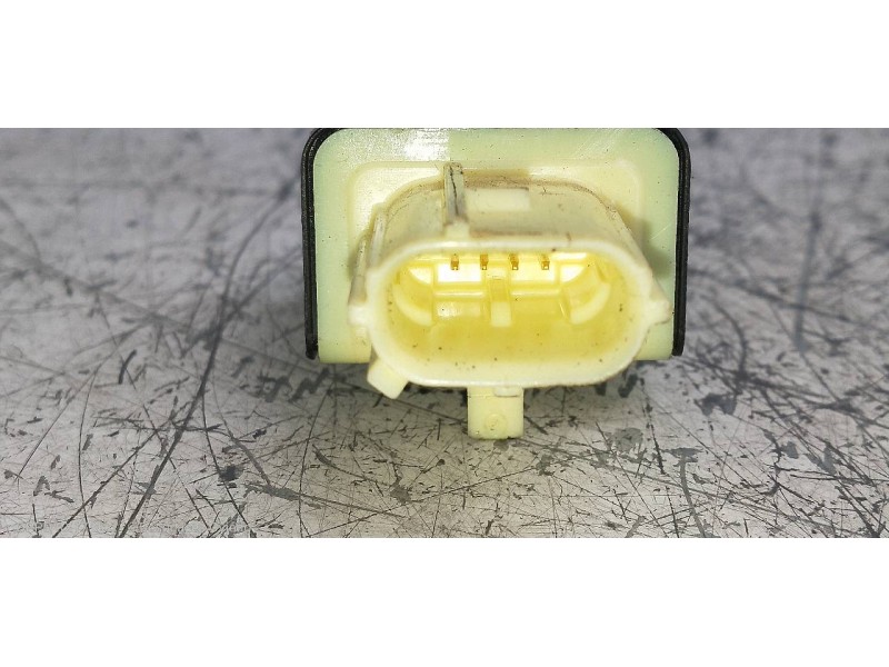 Recambio de modulo electronico para toyota land cruiser (j15) basis referencia OEM IAM 8983175020  